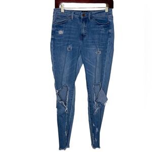 Simple Society Distressed Stretch Jeans Woman’s Size 9